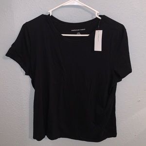 Large black American Eagle tee